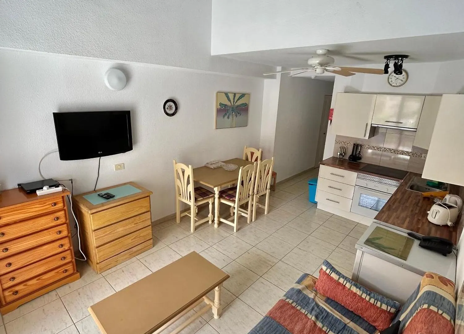 洛斯克里斯蒂亚诺斯1 Bed Duplex, Pool View In Castle Harbour C113别墅